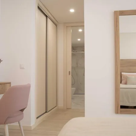 Nina Da - By Sch * Nazaré