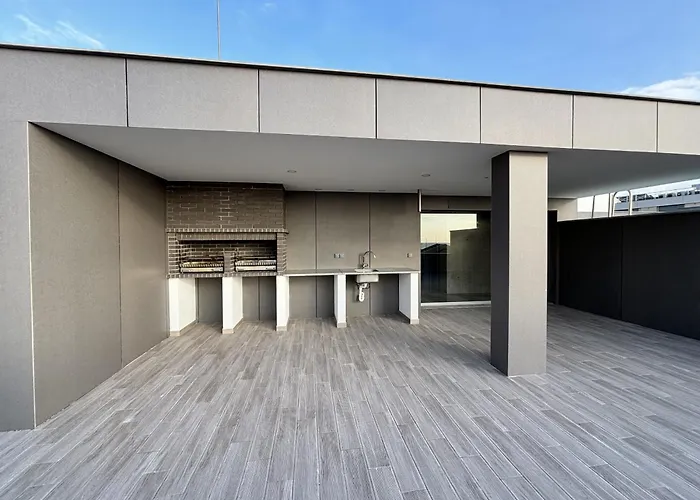 Nina Da - By Sch * Nazaré