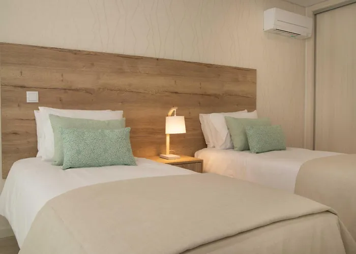 Nina Da - By Sch Apartament Nazaré