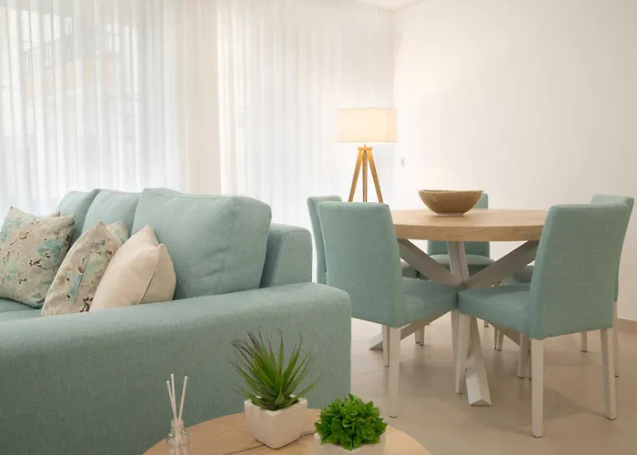 Nina Da - By Sch Apartament Nazaré